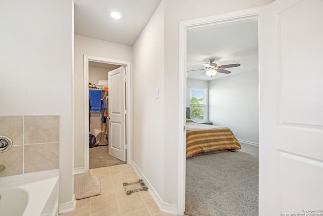 1733 Rocky Rise, San Antonio, TX 78245