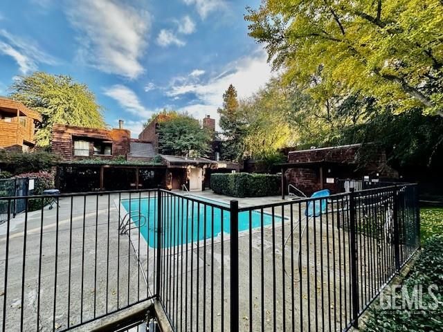 700 New Stine Road 14, Bakersfield, CA 93309