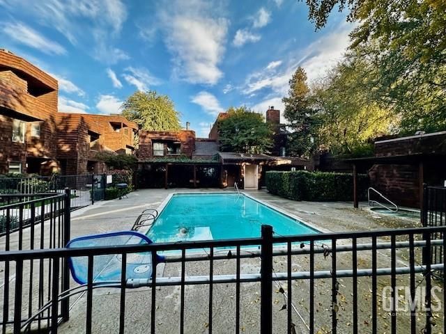 700 New Stine Road 14, Bakersfield, CA 93309