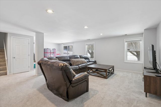 1375 Heron Drive, Antioch, IL 60002