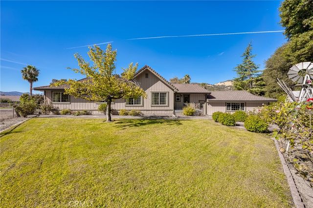 8656 Paradise Valley Boulevard, Lucerne, CA 95458