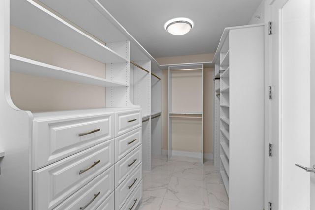 2 WATER CLUB Way 1204, North Palm Beach, FL 33408