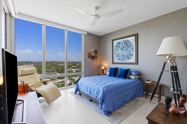 2 WATER CLUB Way 1204, North Palm Beach, FL 33408