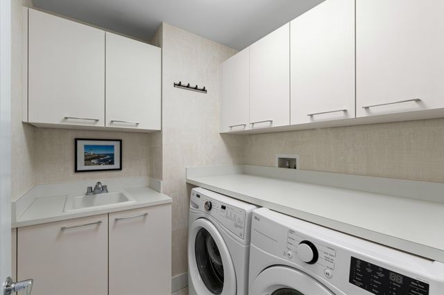 2 WATER CLUB Way 1204, North Palm Beach, FL 33408