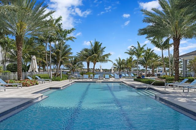 2 WATER CLUB Way 1204, North Palm Beach, FL 33408