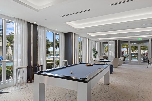 2 WATER CLUB Way 1204, North Palm Beach, FL 33408