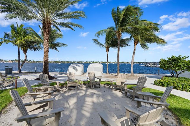 2 WATER CLUB Way 1204, North Palm Beach, FL 33408