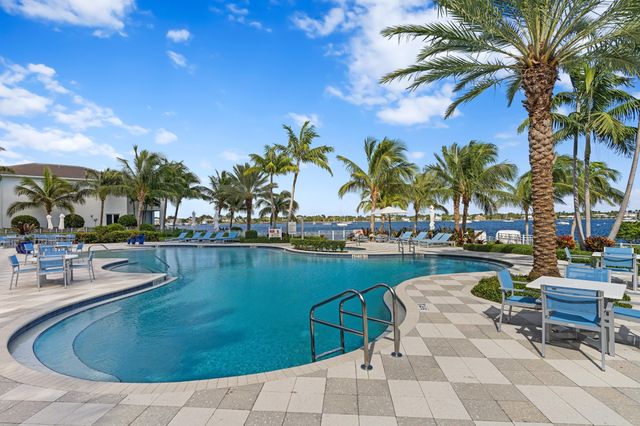 2 WATER CLUB Way 1204, North Palm Beach, FL 33408