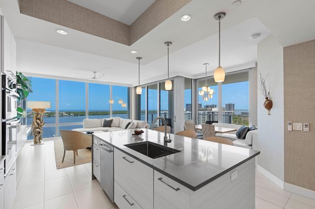 2 WATER CLUB Way 1204, North Palm Beach, FL 33408