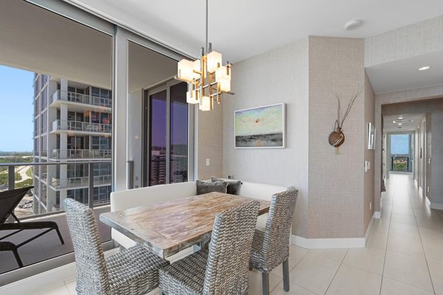 2 WATER CLUB Way 1204, North Palm Beach, FL 33408