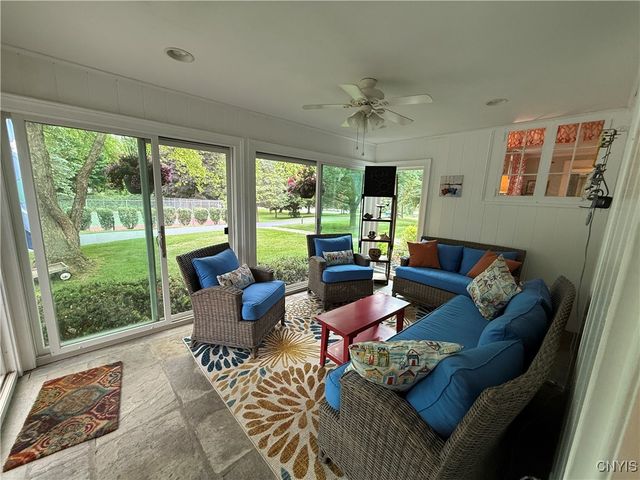 310 Manlius Street N, Manlius, NY 13066