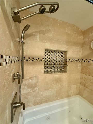 310 Manlius Street N, Manlius, NY 13066