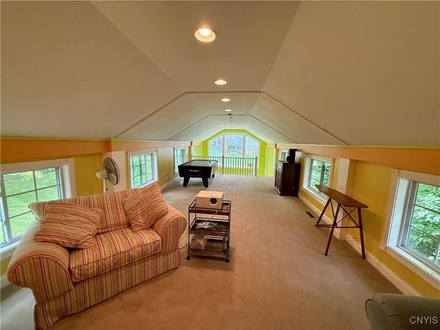 310 Manlius Street N, Manlius, NY 13066