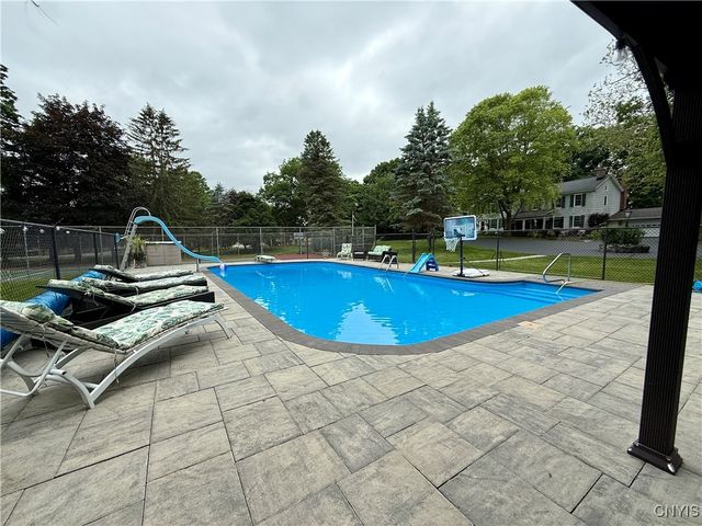 310 Manlius Street N, Manlius, NY 13066