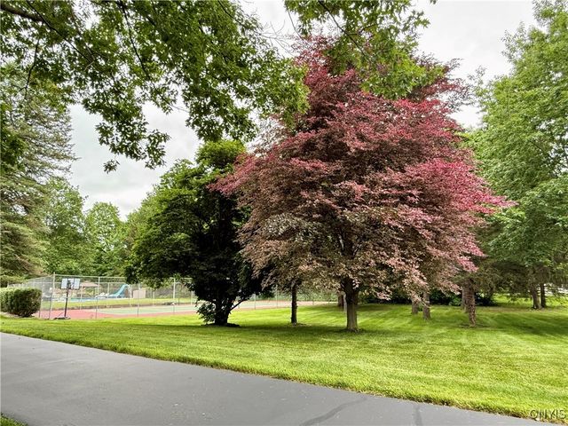 310 Manlius Street N, Manlius, NY 13066