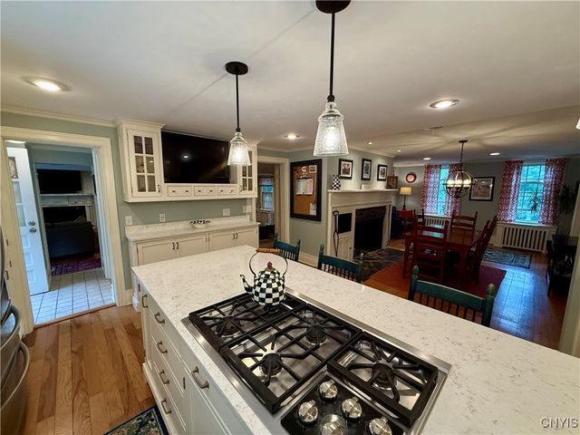 310 Manlius Street N, Manlius, NY 13066