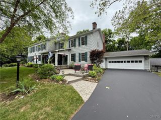 310 Manlius Street N, Manlius, NY 13066