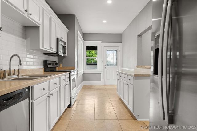 575 N 7th Street, Muskogee, OK 74401