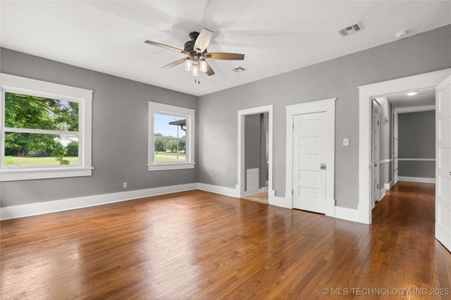 575 N 7th Street, Muskogee, OK 74401