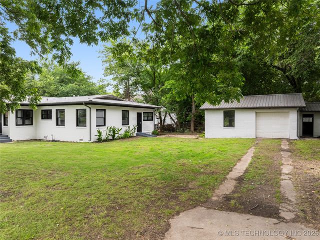 575 N 7th Street, Muskogee, OK 74401
