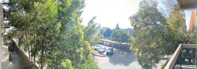 5335 Broadway Terrace 204, Oakland, CA 94618