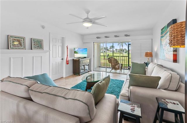 29 High Point CIR E 106, Naples, FL 34103