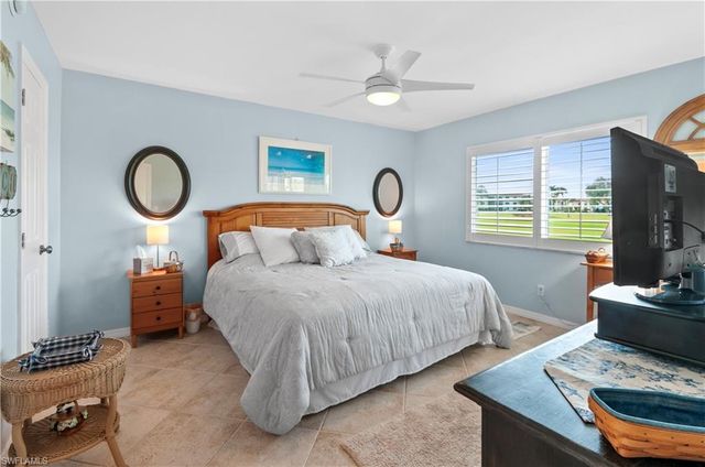 29 High Point CIR E 106, Naples, FL 34103