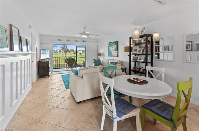 29 High Point CIR E 106, Naples, FL 34103