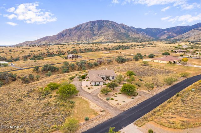 6152 E Lippizan Way, Hereford, AZ 85615