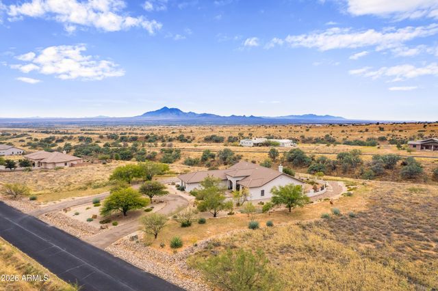 6152 E Lippizan Way, Hereford, AZ 85615