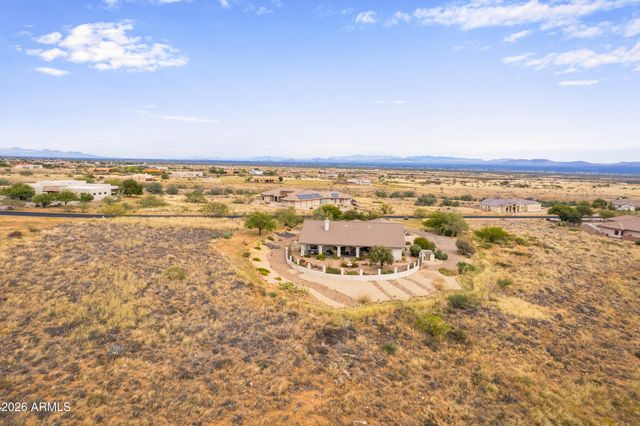 6152 E Lippizan Way, Hereford, AZ 85615