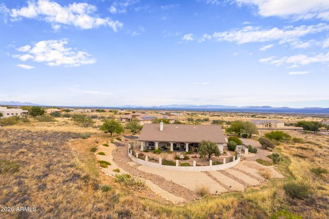 6152 E Lippizan Way, Hereford, AZ 85615