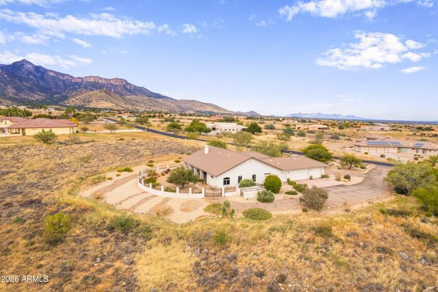 6152 E Lippizan Way, Hereford, AZ 85615