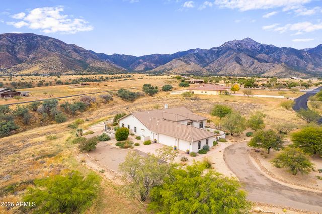 6152 E Lippizan Way, Hereford, AZ 85615