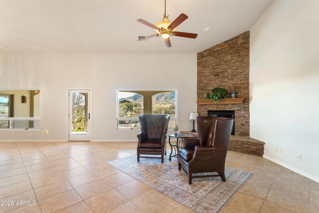 6152 E Lippizan Way, Hereford, AZ 85615