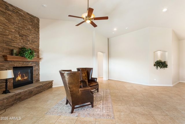 6152 E Lippizan Way, Hereford, AZ 85615