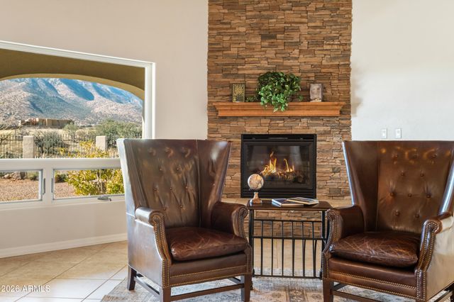 6152 E Lippizan Way, Hereford, AZ 85615