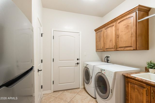 6152 E Lippizan Way, Hereford, AZ 85615