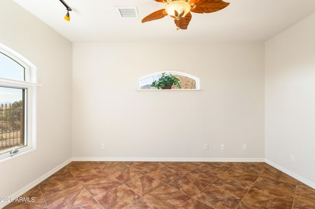 6152 E Lippizan Way, Hereford, AZ 85615