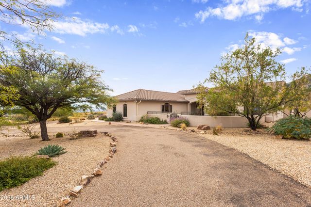 6152 E Lippizan Way, Hereford, AZ 85615