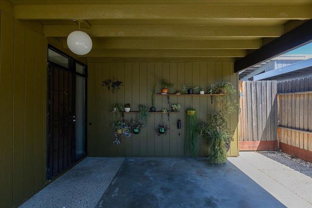 4743 River College Dr, Sacramento, CA 95841