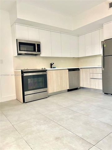 1547 NW 2nd St 105, Miami, FL 33125