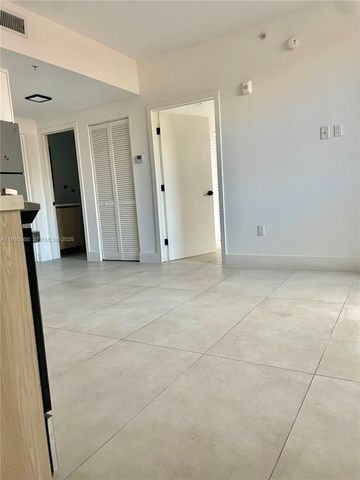 1547 NW 2nd St 105, Miami, FL 33125