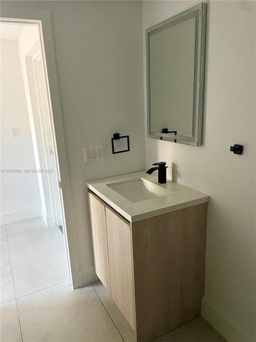 1547 NW 2nd St 105, Miami, FL 33125