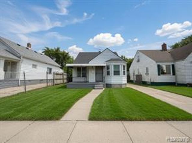 7286 Faust Avenue, Detroit, MI 48228
