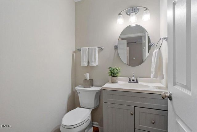 8321 Hempshire Place 103, Raleigh, NC 27613