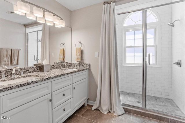 8321 Hempshire Place 103, Raleigh, NC 27613