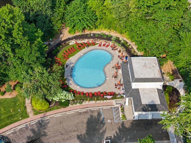 230 Riveredge Dr, Chatham Twp., NJ 07928