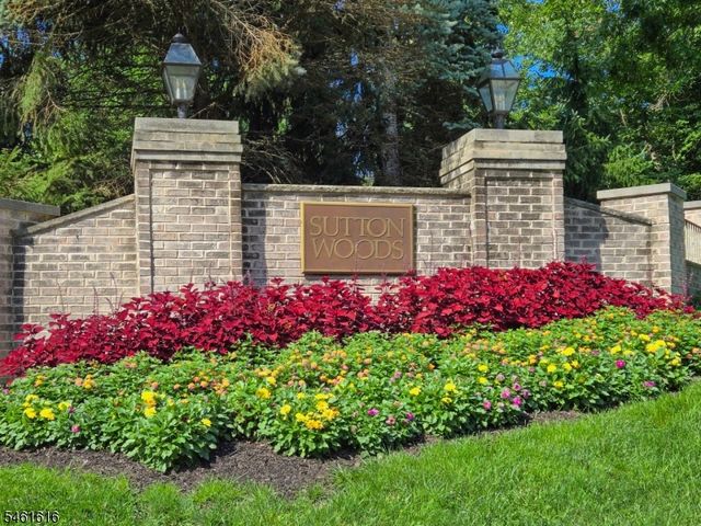 230 Riveredge Dr, Chatham Twp., NJ 07928