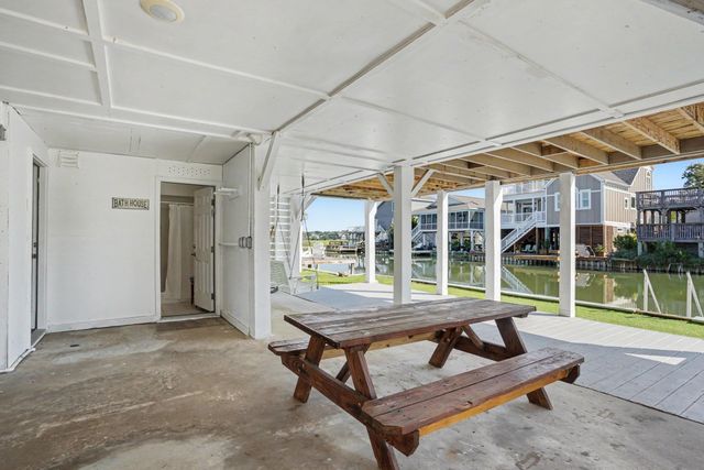 412 35th Ave. N, North Myrtle Beach, SC 29582